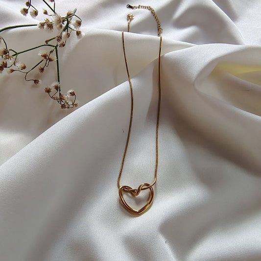 Golden Heart Pendant Necklace