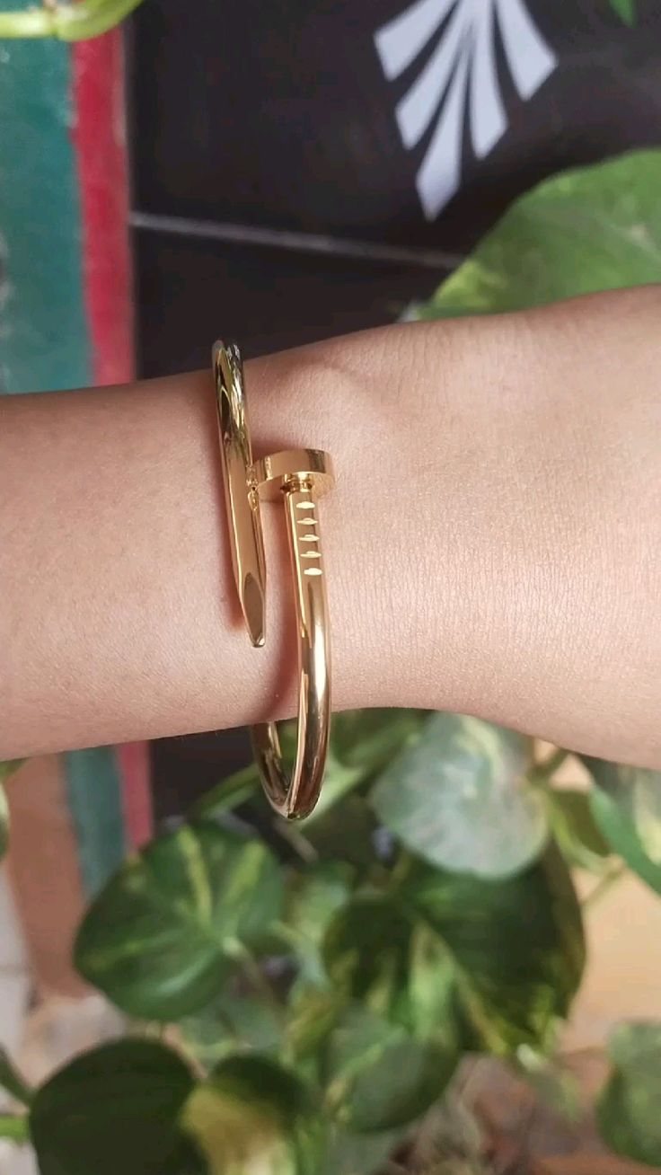 Nail Design Bracelet